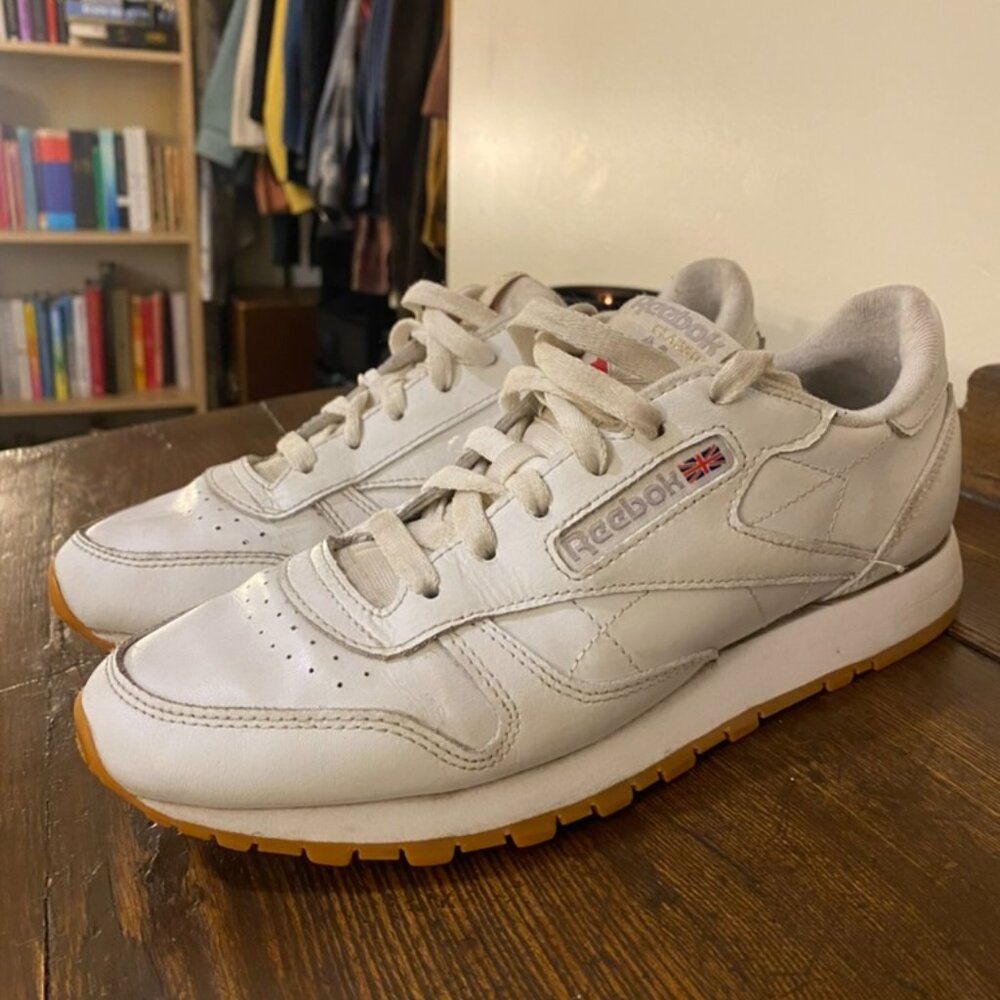 Reebok Classics - Picture 2 of 4